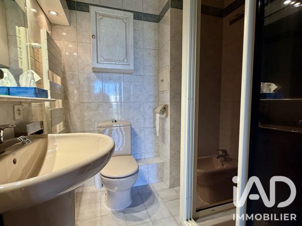 Appartement à vendre 5 pièces 98 m² Fréjus