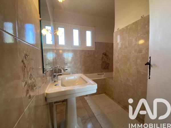 Maison à vendre 5 pièces 149 m² Saint-Estève