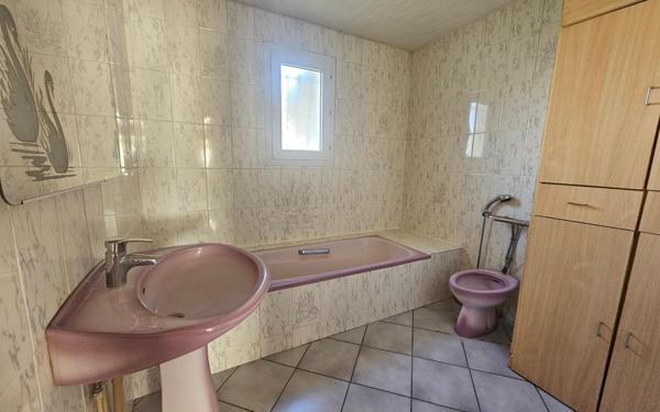 Maison à vendre    5 pièces • 87 m2 Médis