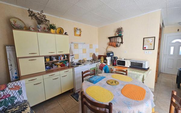 Maison à vendre    5 pièces • 87 m2 Médis