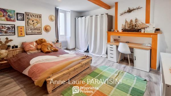 Pennautier - Charme de l'ancien et confort contemporain pour cette maison de village rénovée avec cour et 4 chambres