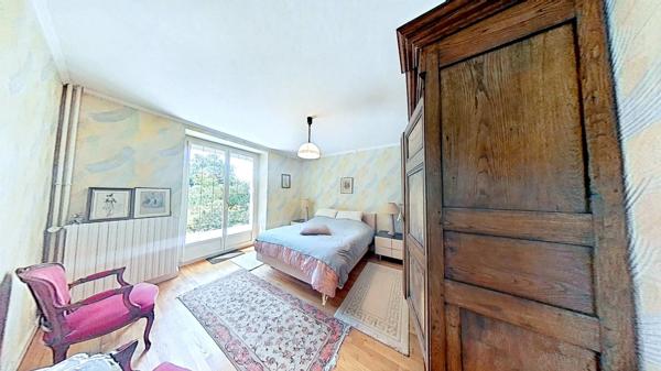 Dpt Doubs (25), à vendre proche de BESANCON maison P10 de 240 m² - Terrain de 2,6 Ha