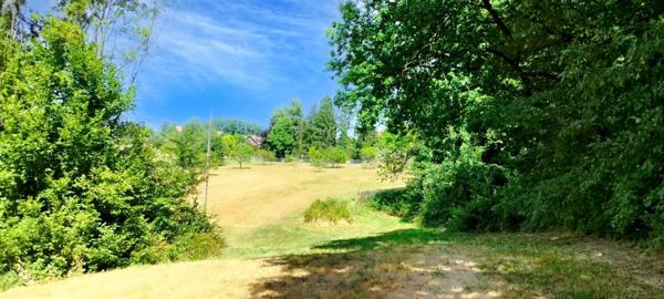 Dpt Doubs (25), à vendre proche de BESANCON maison P10 de 240 m² - Terrain de 2,6 Ha