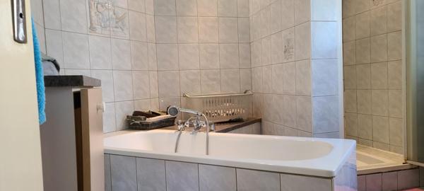 jolie maison au coeur d'un village calme