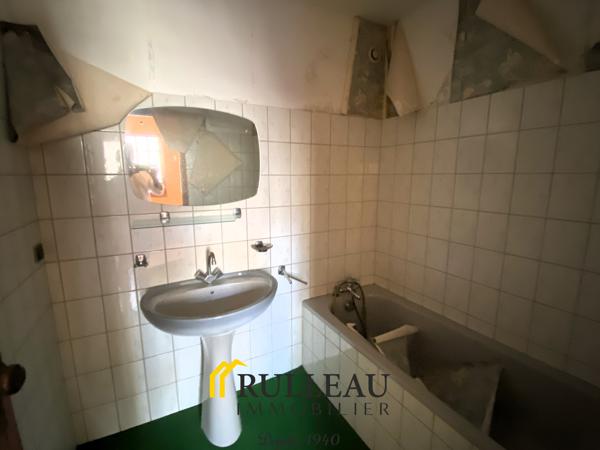 Immeuble en pierre avec local commercial et duplex à vendre – Bourg-sur-Gironde, centre historique Détails des diagnostics énergétiques