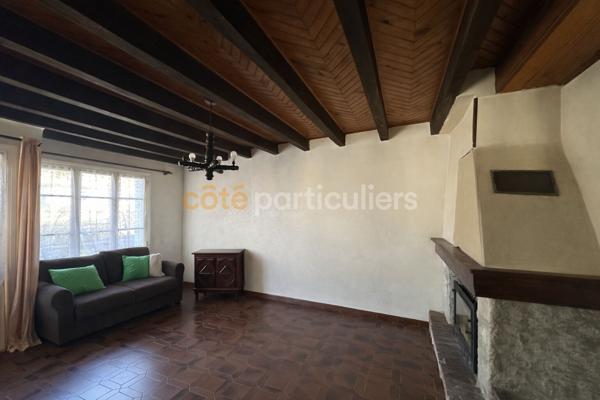 Vente Maison90 m² - 4 Pièces - POLIGNAC (43000)