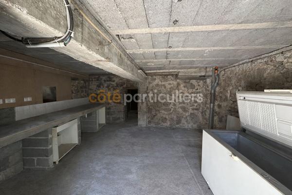 Vente Maison90 m² - 4 Pièces - POLIGNAC (43000)