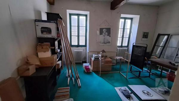 Bureau à vendre à Chambéry (73000)