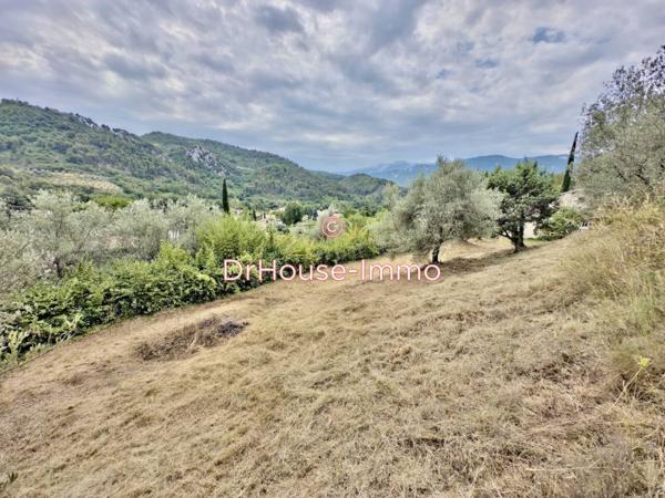 Terrain à vendre de 1 060 m²