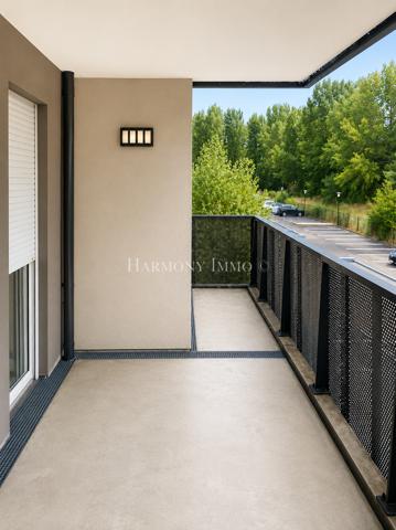 APPARTEMENT T2 ENSOLEILLÉ AVEC BALCON 17 M2 + 2 PARKINGS – BRUGES - 219 450 €