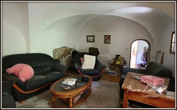 Dpt (45) à vendre, maison 9p, Puiseaux, 178m² env., caves, grange, dépendances, 4 chambres