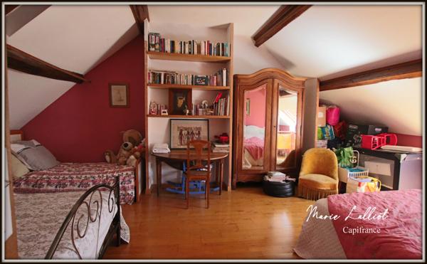 Dpt (45) à vendre, maison 9p, Puiseaux, 178m² env., caves, grange, dépendances, 4 chambres