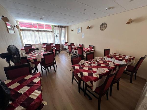 Fonds de commerce Restaurant Houilles 110 m2 97 000 € **  - Référence  7498