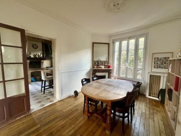 HOUILLES-PIERRATS: Maison de Charme 7 pièces / 785m2 de Ter 965 000 € **  - Référence  954