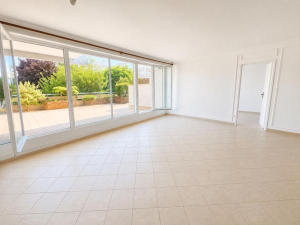 HOUILLES CENTRE - 8 min gare - Appartement 5 pièces 90 m2 472 000 € **  - Référence  990