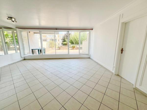 HOUILLES CENTRE - 8 min gare - Appartement 5 pièces 90 m2 472 000 € **  - Référence  990