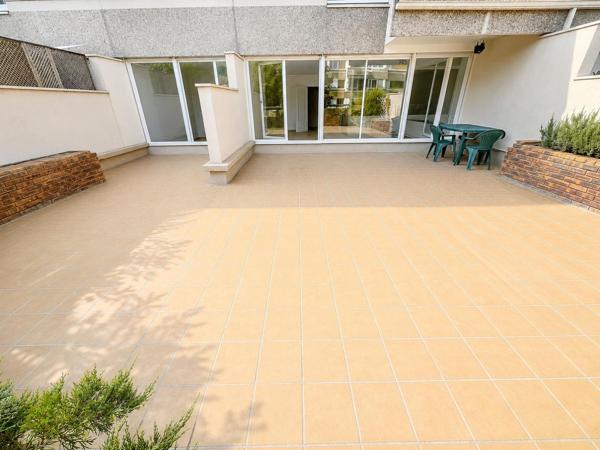 HOUILLES CENTRE - 8 min gare - Appartement 5 pièces 90 m2 472 000 € **  - Référence  990