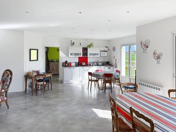 Maison à vendre 4 pièces de 143 m²