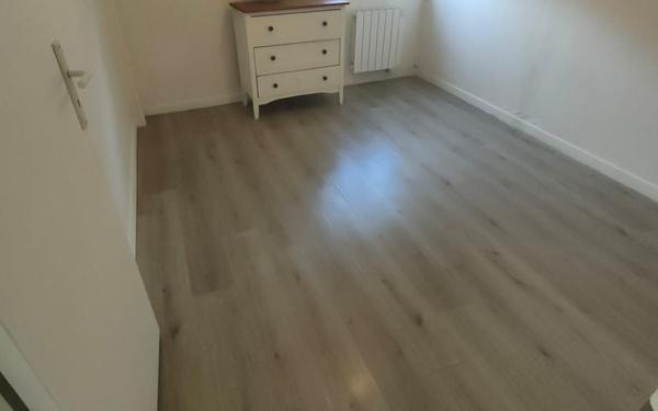 Immeuble à vendre    4 pièces •  Anizy-le-Château