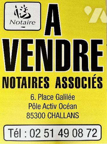 Bâtisse en pierre du XVème siècle rénovée en 1990 sur 3093m² !