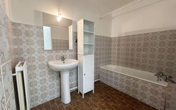 Appartement à vendre    2 pièces •  Évry