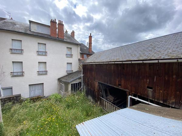 Maison avec jardin à Giat