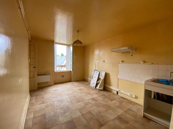 Maison avec jardin à Giat