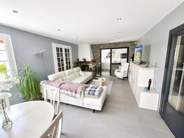 Maison Triel Sur Seine 7 pièce(s) 170 m2 588 000 € **  - Référence  1152