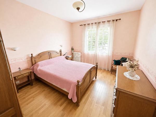 Maison Triel Sur Seine 7 pièce(s) 170 m2 588 000 € **  - Référence  1152