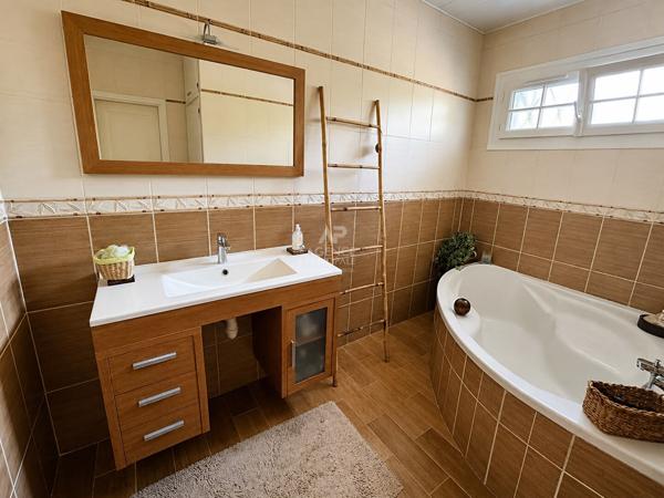 Maison Triel Sur Seine 7 pièce(s) 170 m2 588 000 € **  - Référence  1152
