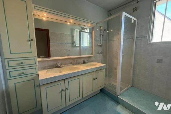 Maison à vendre à Plestin-les-Grèves (22310) en Côtes-d'Armor (22)

Découvrez cette charmante...