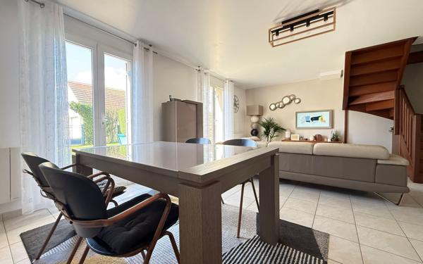 Maison à vendre    5 pièces • 97 m2 Savigny-le-Temple