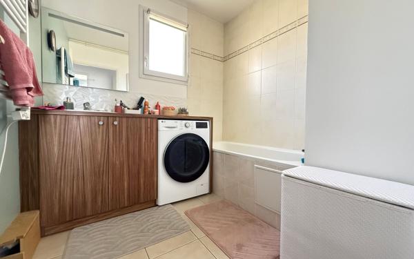 Maison à vendre    5 pièces • 97 m2 Savigny-le-Temple