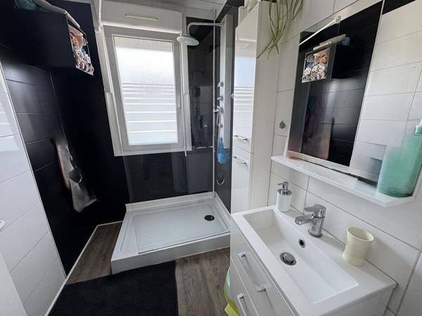 A vendre Maison Landivisiau 6 pièces - 4 chambres 89 m2