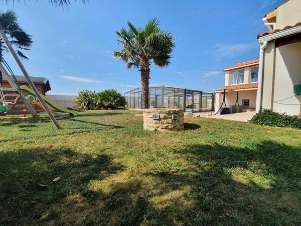 SUPERBE maison de 216 m2  avec vue mer....