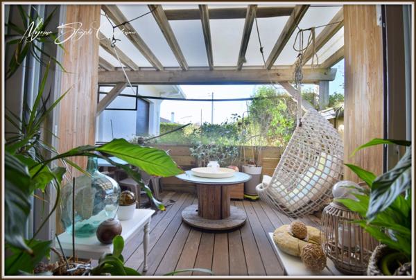 Maison à vendre 2 pièces (40) au calme, proche commerces.