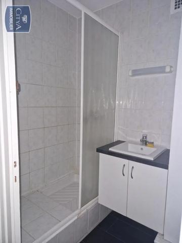 Appartement à louer 3 pièces 65.85m² Saint-Étienne (42100)