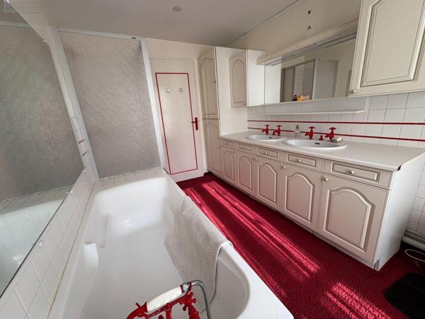 Maison de ville à vendre à Eu en Seine-Maritime (76260), ref : 76041/138