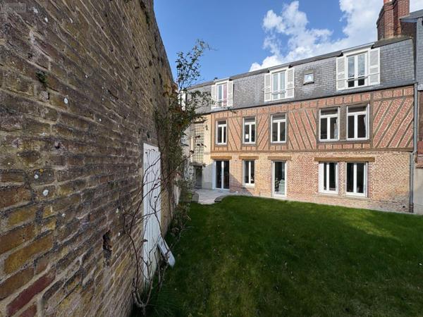 Maison de ville à vendre à Eu en Seine-Maritime (76260), ref : 76041/138