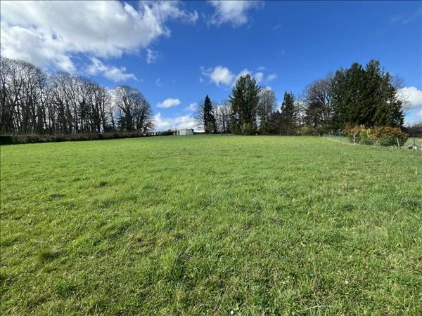 Terrain à vendre |  La Souterraine |  2079 m²