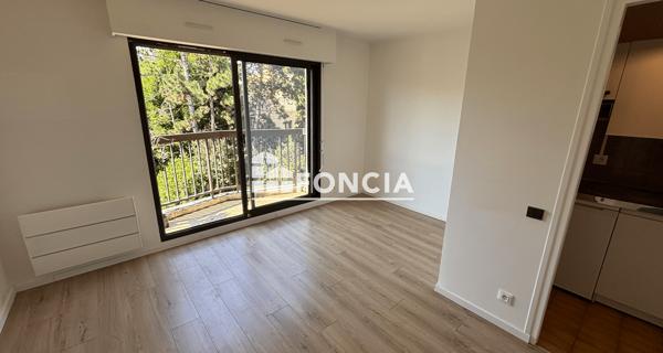 Location Studio 21.51 m² - Bourg-la-reine 92340