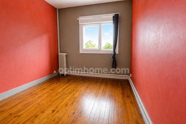Secteur Jardin de L’Observatoire / Hauts de Jolimont – T4 DE 82,86 m² – 3 CHAMBRES – 2 BALCONS – PARKING PRIVATIF EN SS – CELLIER