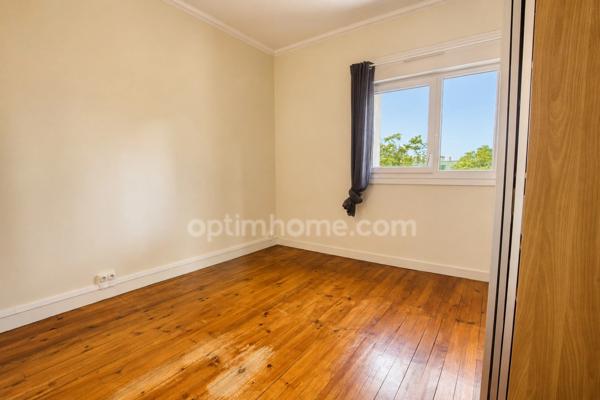 Secteur Jardin de L’Observatoire / Hauts de Jolimont – T4 DE 82,86 m² – 3 CHAMBRES – 2 BALCONS – PARKING PRIVATIF EN SS – CELLIER