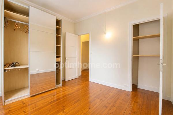 Secteur Jardin de L’Observatoire / Hauts de Jolimont – T4 DE 82,86 m² – 3 CHAMBRES – 2 BALCONS – PARKING PRIVATIF EN SS – CELLIER