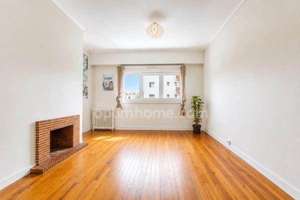 Secteur Jardin de L’Observatoire / Hauts de Jolimont – T4 DE 82,86 m² – 3 CHAMBRES – 2 BALCONS – PARKING PRIVATIF EN SS – CELLIER