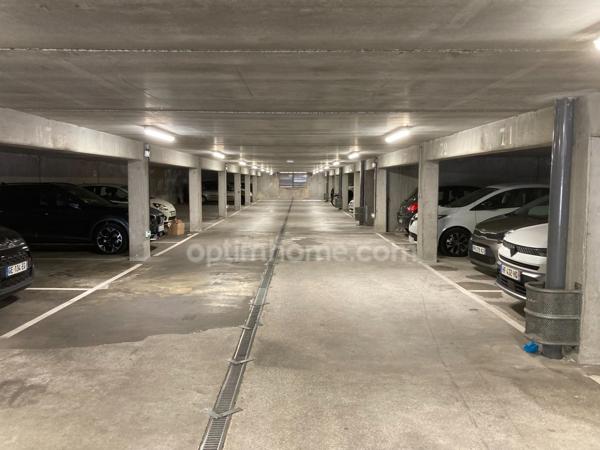 Secteur Jardin de L’Observatoire / Hauts de Jolimont – T4 DE 82,86 m² – 3 CHAMBRES – 2 BALCONS – PARKING PRIVATIF EN SS – CELLIER