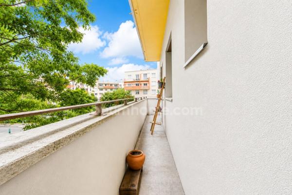Secteur Jardin de L’Observatoire / Hauts de Jolimont – T4 DE 82,86 m² – 3 CHAMBRES – 2 BALCONS – PARKING PRIVATIF EN SS – CELLIER