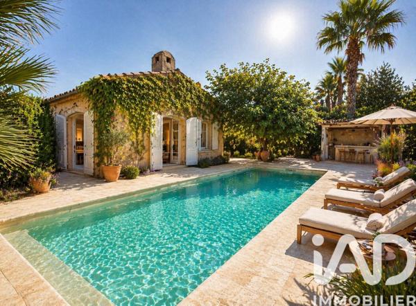 Maison à vendre 6 pièces 202,35 m² Mandelieu-la-Napoule