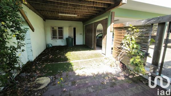 Appartement 2 pièces de 65 m² à Saint-Denis (97400)