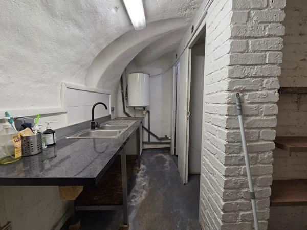 Local d'activité de 115m² en sous-sol